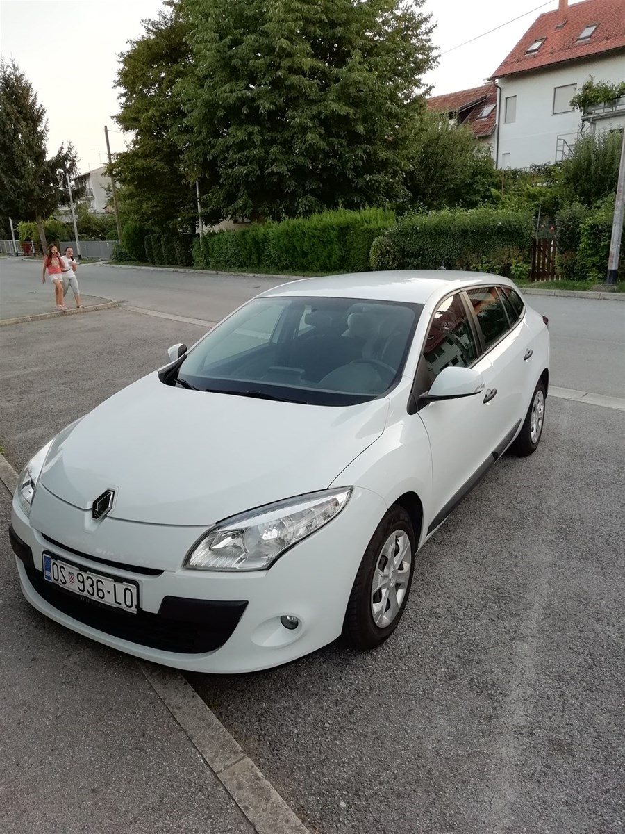 Renault Megane Grandtour 1.5 dci 2012.g. | INDEX OGLASI