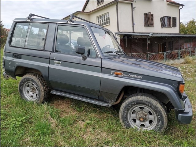 Toyota land cruiser 73