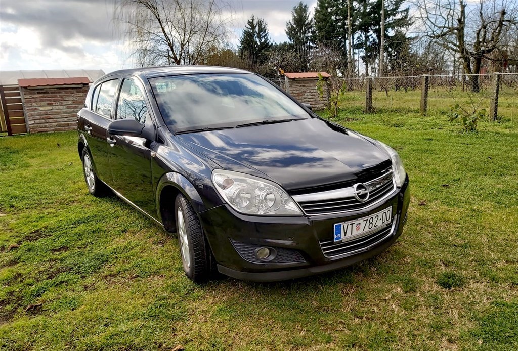 Opel astra 2007 год