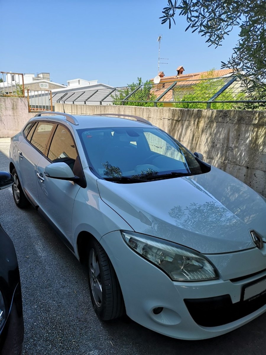 Renault Megane Grandtour 1.5 DCI Limited | INDEX OGLASI