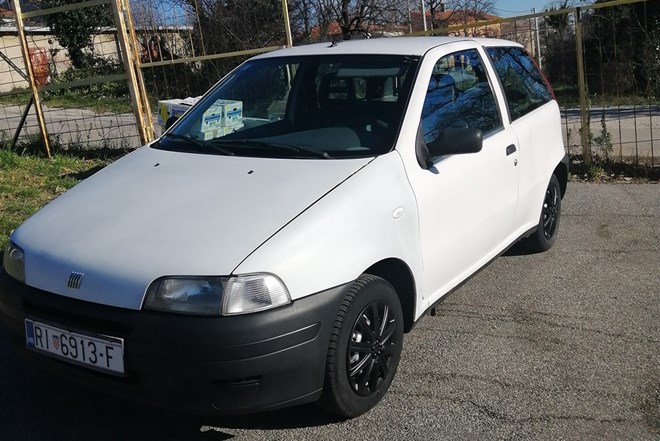 fiat punto 55 reg 32020  index oglasi