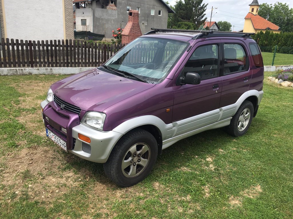  Daihatsu Terios 4x4  1 3 Benzin Automatic INDEX OGLASI