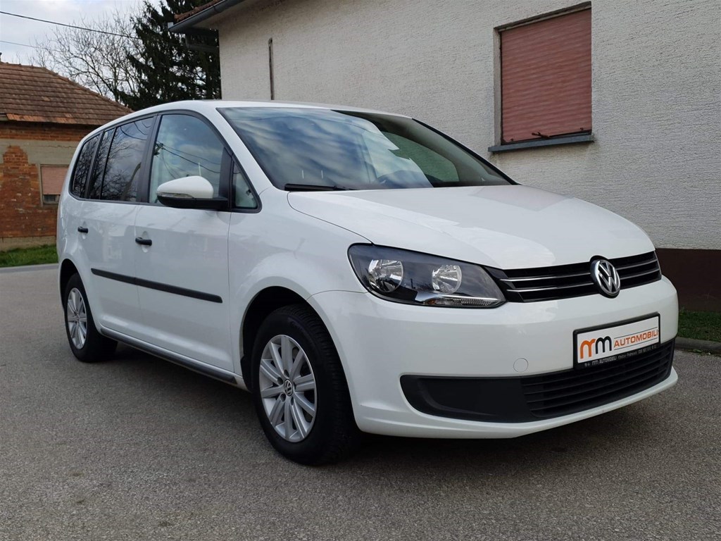 VW Touran 1,6 TDI | INDEX OGLASI