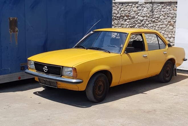 Бак opel ascona