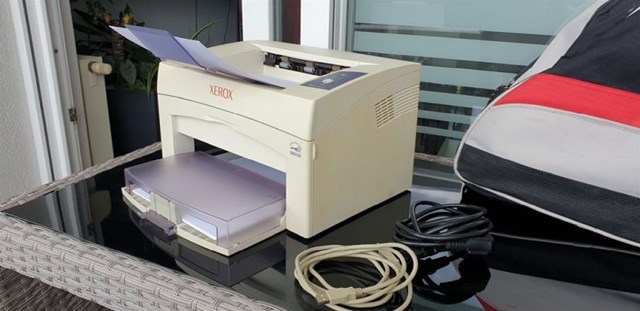 Принтер xerox phaser 3117 трещит