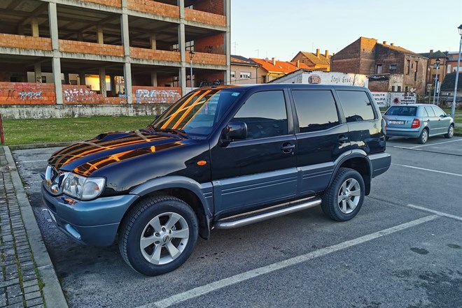 Nissan terrano elegance