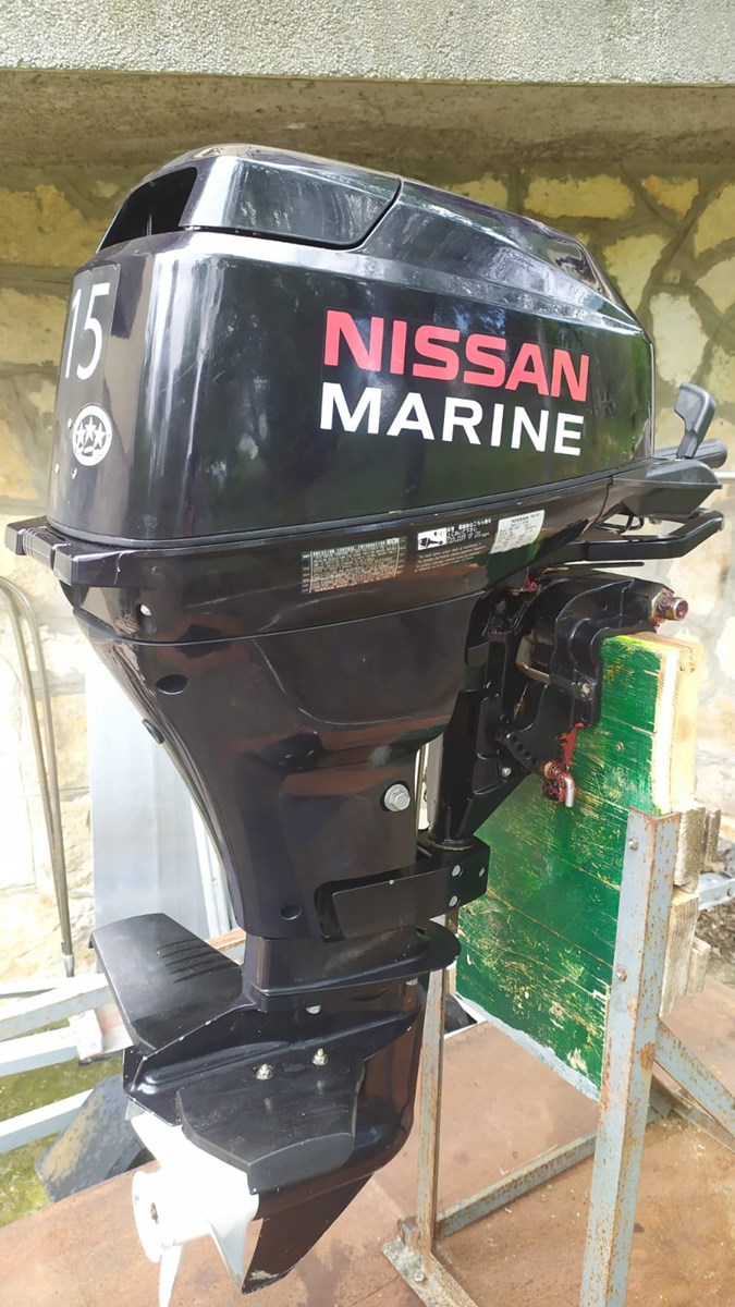 Nissan marine 15