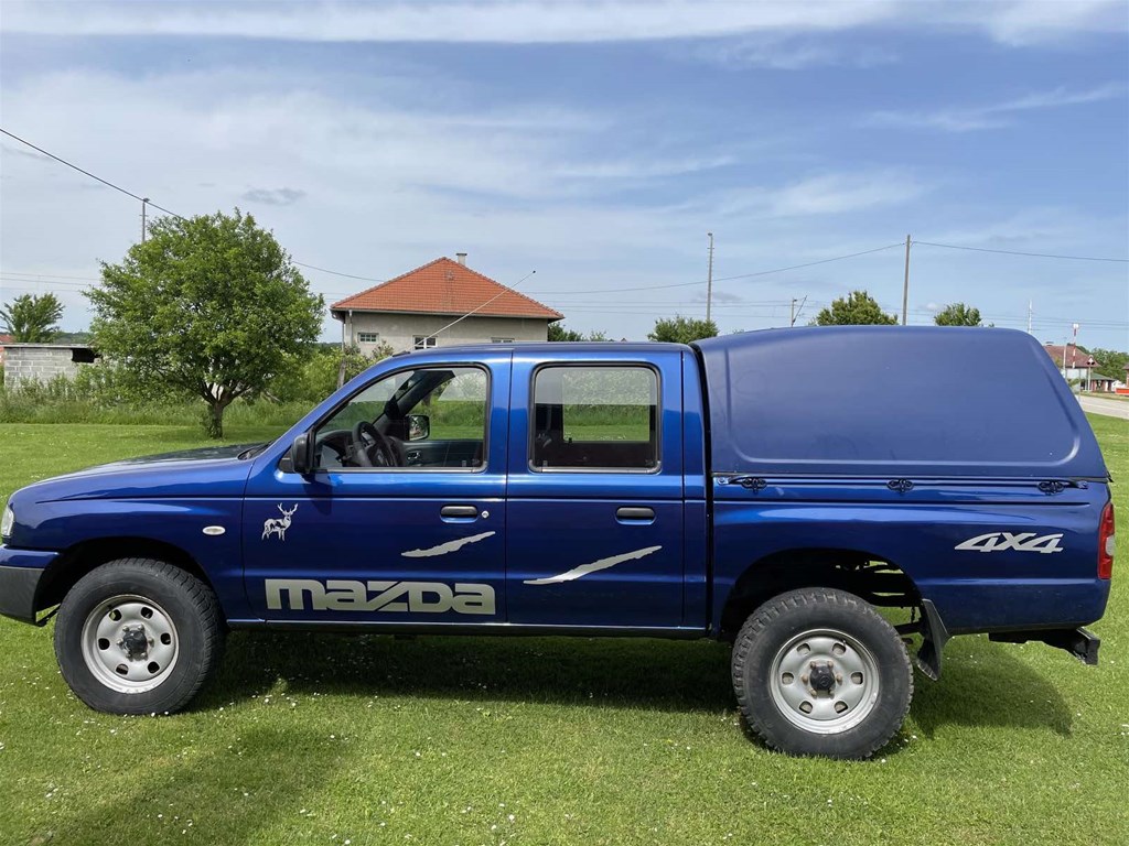 Mazda B-2500 | INDEX OGLASI