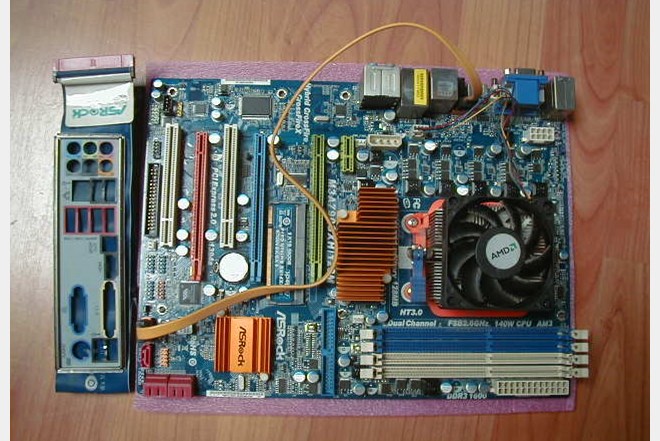 Asrock phenom 2 подключение