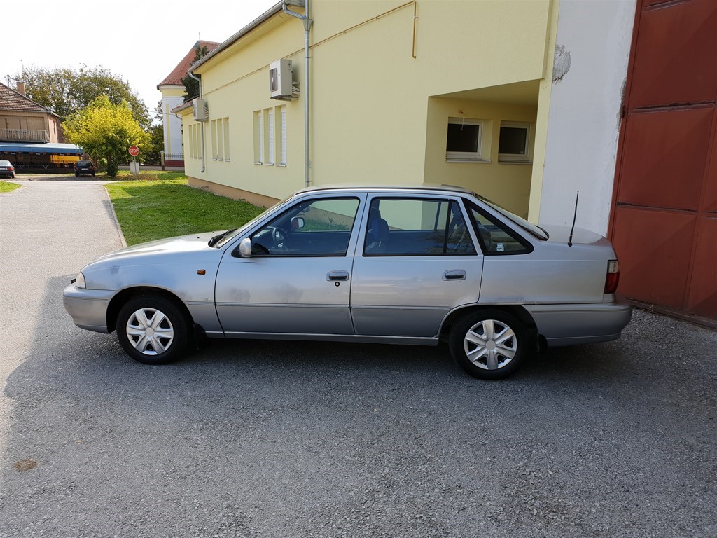 Daewoo nexia 1998