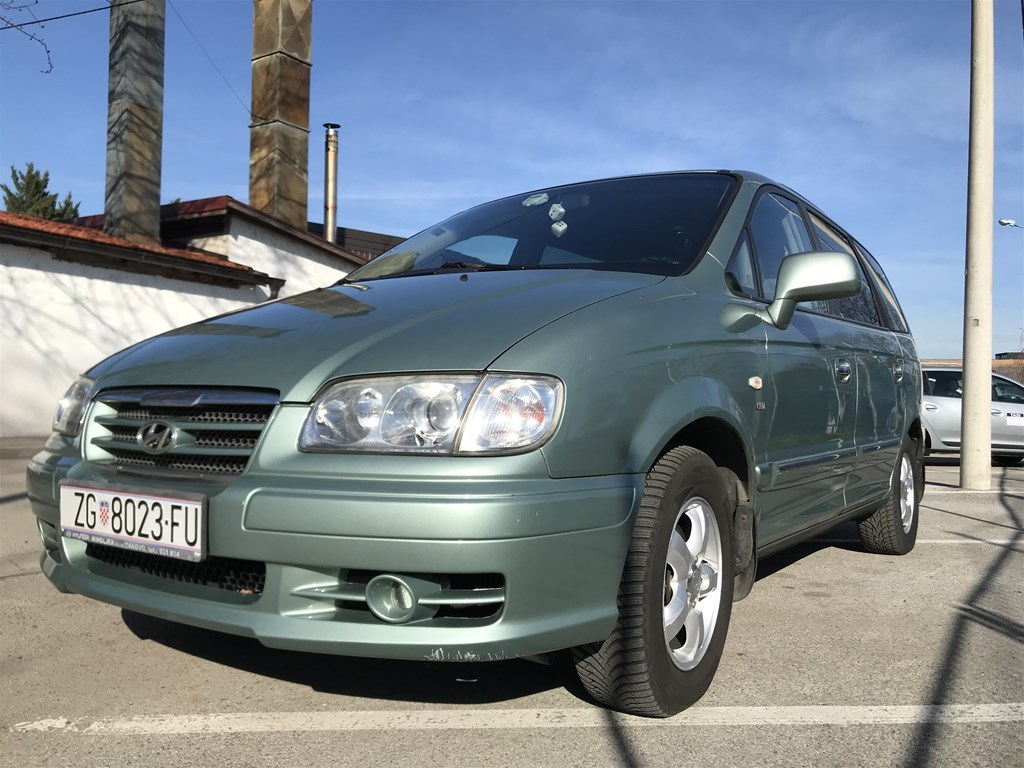 Trajet подлокотник hyundai