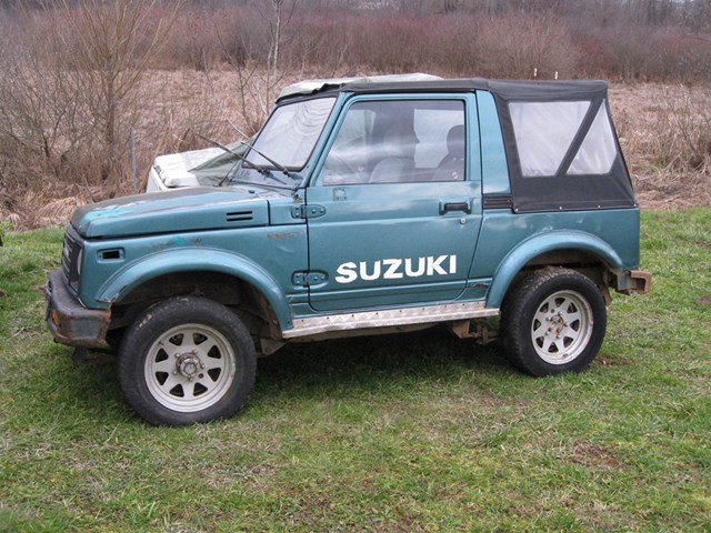 Suzuki samurai sj413