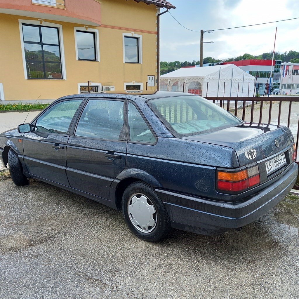 Passat 1993 года