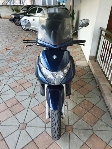 Piaggio Beverly 250 ie